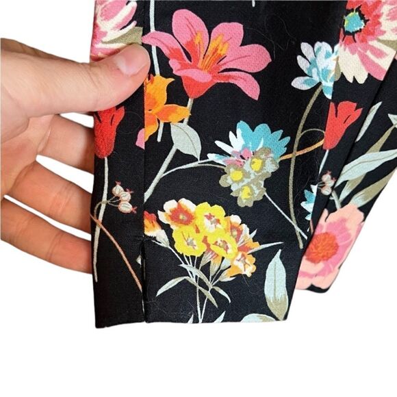 NWT! Loft floral patterned riviera pants - Picture 11 of 14